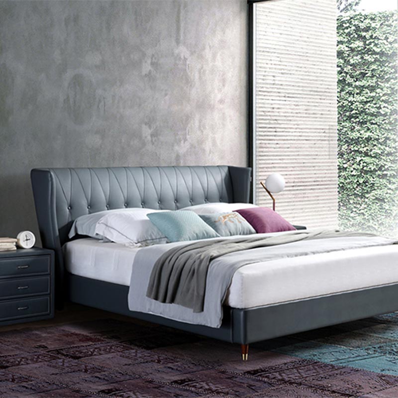 Larruz betetako egur trinkozko ohea